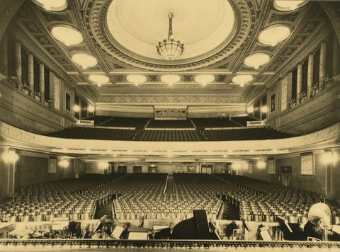 Main auditorium of Regent Theatre, Melbourne, 1924 - 1934, 1929