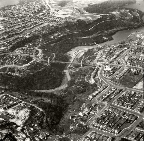 Suspension Bridge Northbridge - 31 Aug 1937
