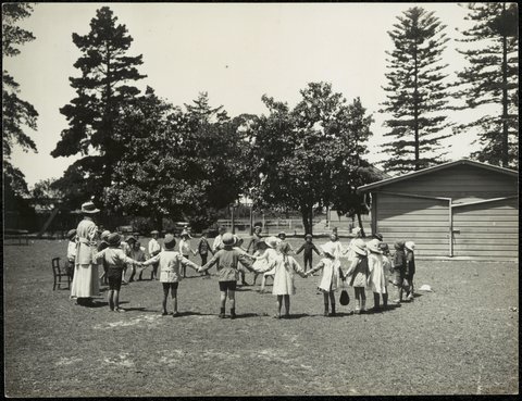 Brighton-le-Sands Public School - a game in the grounds, c. 1920