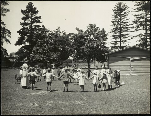 Brighton-le-Sands Public School - a game in the grounds, c. 1920