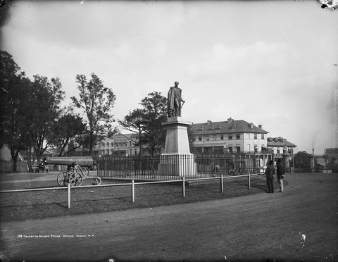 Governor Bourke Statue, Domain, Sydney, c. 1900