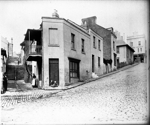 Street scene, The Rocks, Sydney, c. 1900