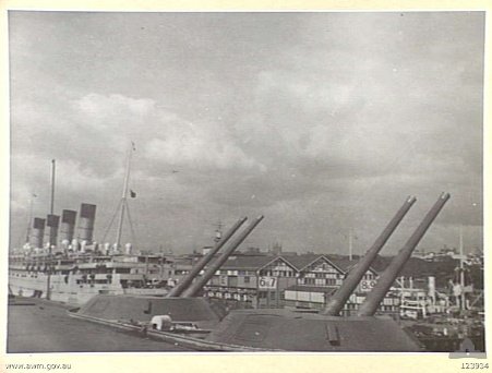 HMS Formidable guns 1945 AWM