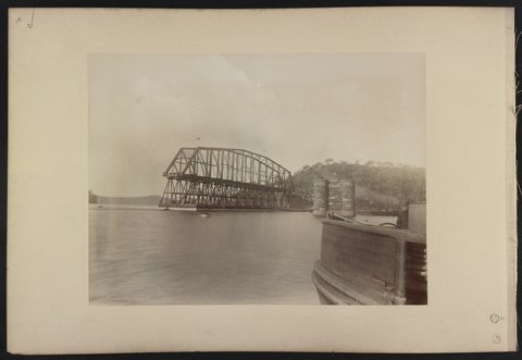 Span of Hawkesbury River Railway Bridge, New South Wales, Australia, on pontoon floating towards piers LCCN2016651651, 1888