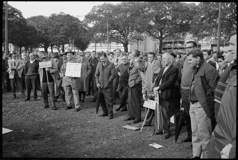 Trade Union meeting and rally in Hyde Park, Sydney, NSW 4, 1966
