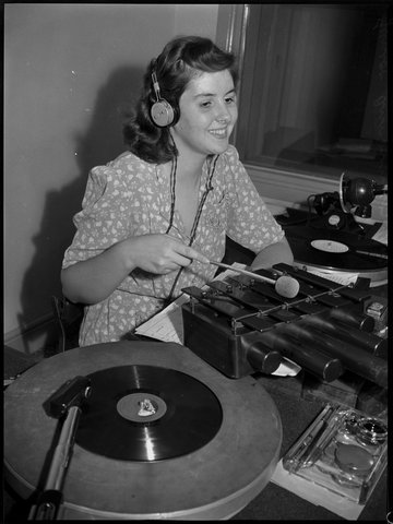 Patricia Delaney ABC Announcer 1944