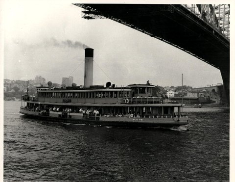Sydney Ferry KUBU on her last day of service 1959
