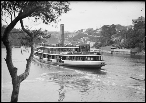 Sydney Ferry KANANGRA in Mosman Bay 1910s, 1912–20