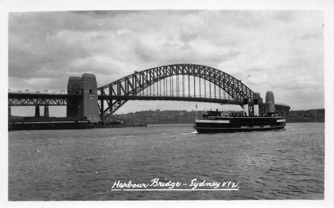 Sydney ferry CURL CURL at Sydney Cove 1930s