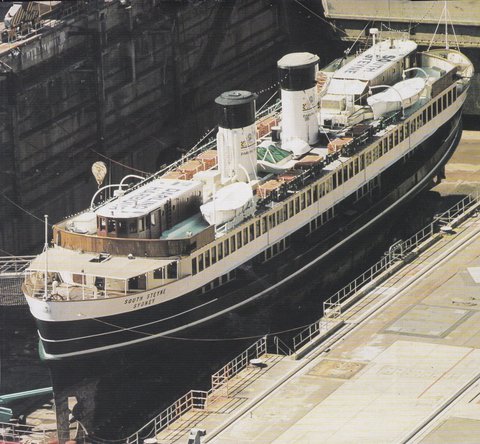 Sydney fery SOUTH STEYNE at Cockatoo Island dry dock 1998