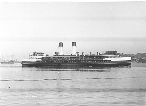Sydney ferry DEE WHY between 1930 and 1935, 1930–35