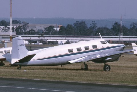 DHA.3 Drover 3B VH-EOO Bankstown 04.10.70-1, 1970