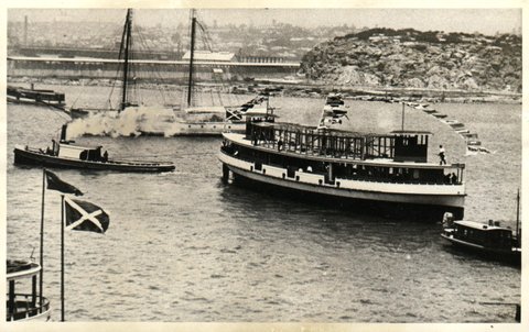 Sydney ferry KOOKOOBURRA on launch day 1907