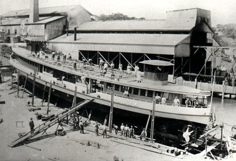 Sydney ferry KOOKOOBURRA under construction 1907