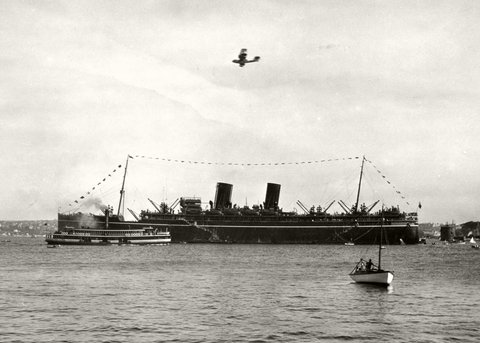 Sydney ferry probably KANANGRA possibly KIRAWA circa 1932, c. 1932